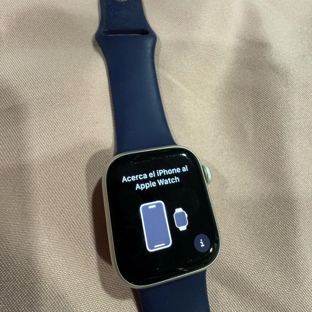 Apple Smartwatch - Navy Blue